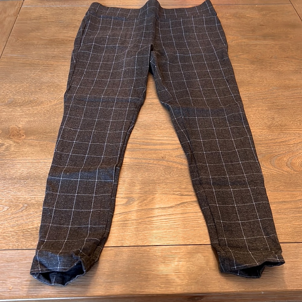 Loft blue/grey pattern leggings. Great to wear with long sweater for work!